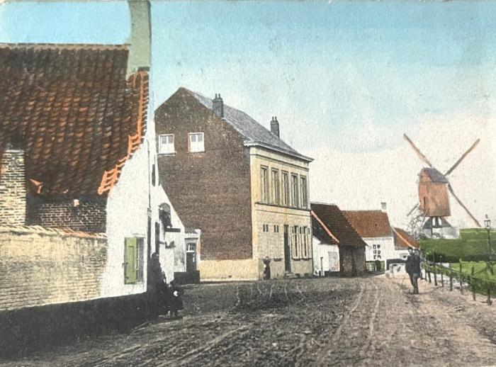 Riememolen gekleurde kaart