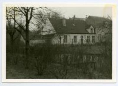 Zicht op het hoveniershuis bij het Kasteel van Wippelgem, jaren 1960