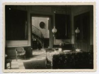 Inkomhal van het Kasteel van Wippelgem, jaren 1950