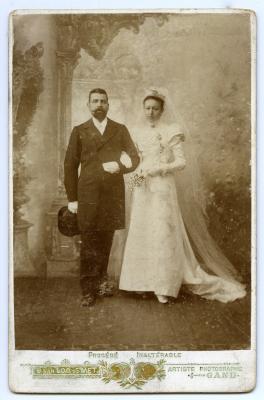 Huwelijksfoto Benjamin Van Lierde & Romanie De Keyzer, Ursel, 1897