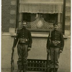 Foto soldaten Edmond Caboor en kameraad, 1914