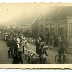 Bevrijdingsstoet Aalter, 1945 (2)