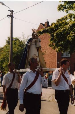 Processiebeeld van Maria in de processie van Rieme, 2003 (I)