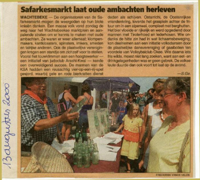 Krantenknipsel Safarkesmarkt, Wachtebeke, 2000