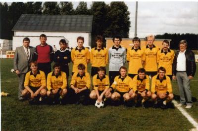 Eerste ploeg van SV Knesselare, 1985