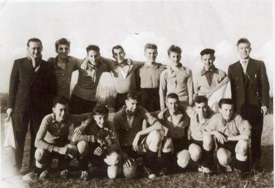 Vriendschappelijk voetbal in Knesselare, 1958-1960