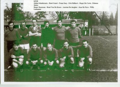 Vriendschappelijk voetbal met de KWB van Knesselare, 1965